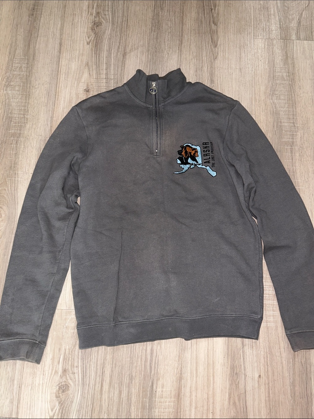 Alaska Logo Quarter-Zip Sweatshirt - Charcoal Gray